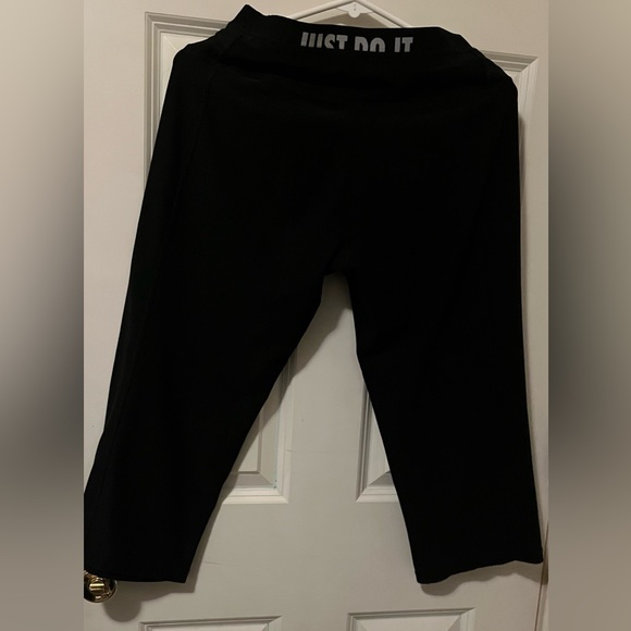 Nike Black Dri-FIT Pants - Picture 2 of 8